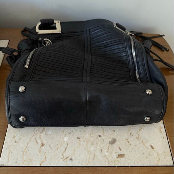 B. MAKOWSKY Black Pebbled Leather Hobo Shoulder Bag Double Handle Fringe Tassels - Picture 7 of 10